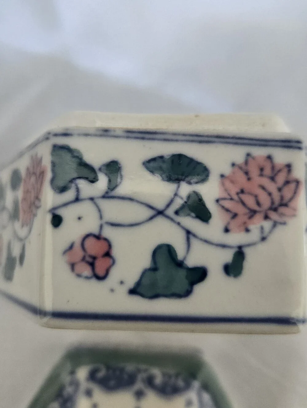 N/A vintage hand